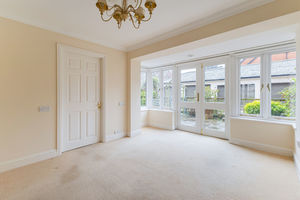 Photo 16- click for photo gallery